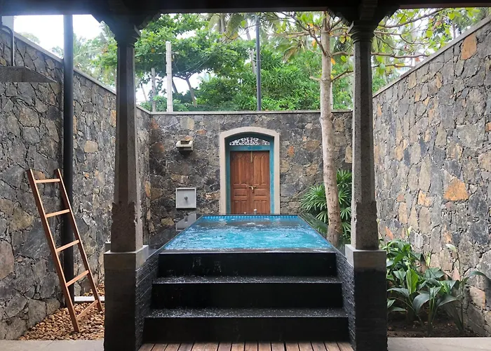 Royal Indigo Villa Unawatuna