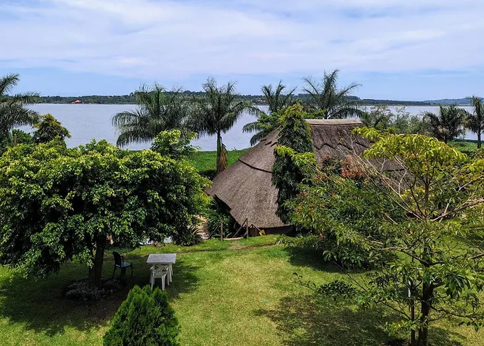 Oslo Gardens Bed & Breakfast Entebbe
