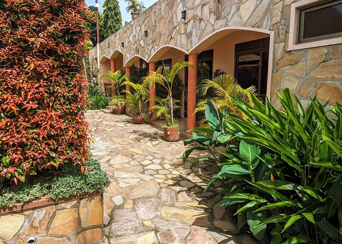 Oslo Gardens Bed & Breakfast Entebbe