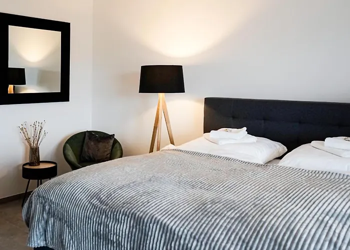 Si-View Doppelzimmer mit Balkon Zimmer 8 - Hotel Siegen