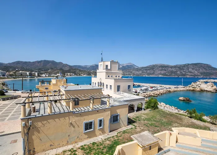 P I G A D I A B A Y Aparthotel Karpathos