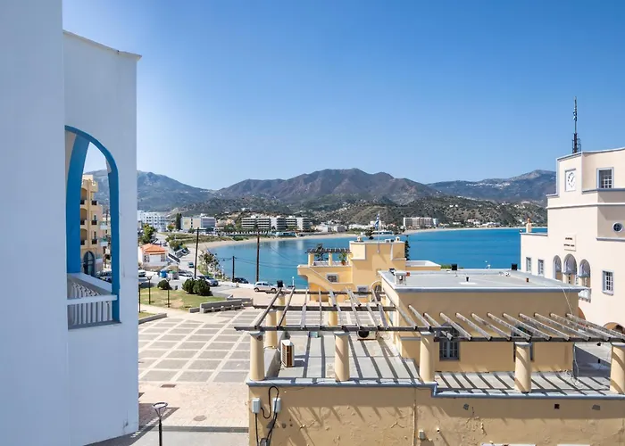 P I G A D I A B A Y Aparthotel Karpathos