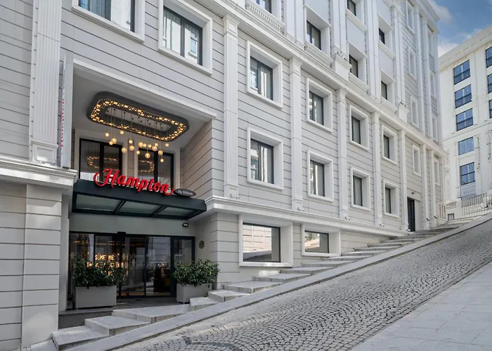 Hampton By Hilton Istanbul Sirkeci Hotel
