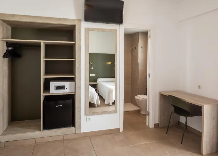 Hostal Alicante Sant Antoni de Portmany