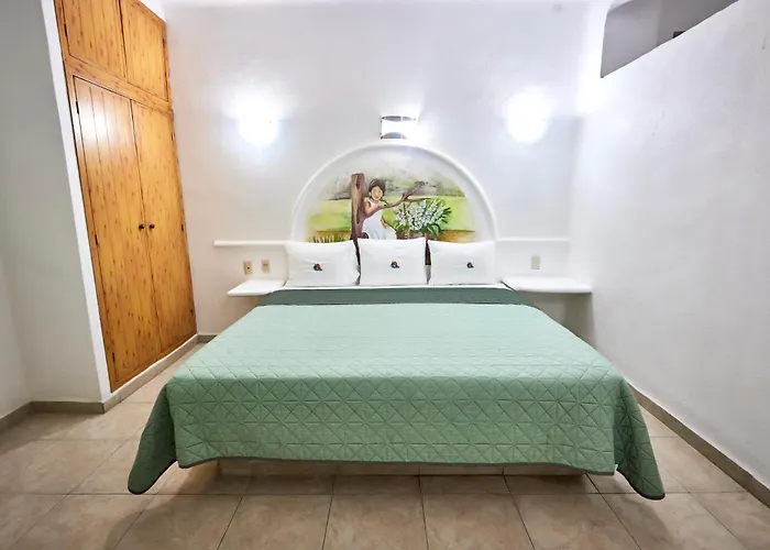 Hotel La Alondra Barra de Navidad