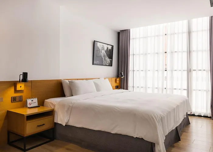 Bluesky Hotel Taichung