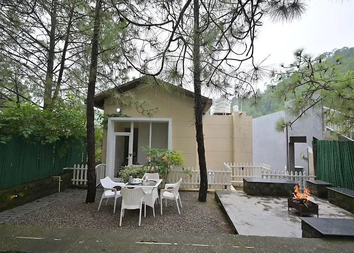 Jungle Lodge Resort & Spa Kasauli