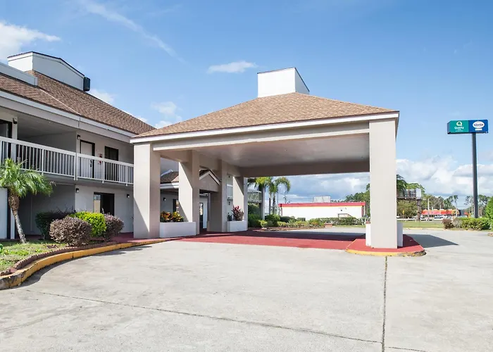 Suburban Studios Hotel Kingsland Near I-95