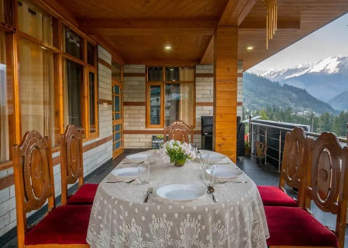 Urban Monk Hostel Manali 