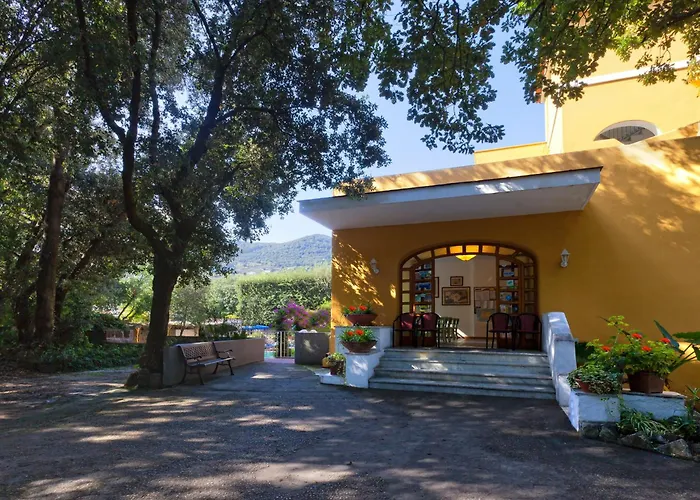 Hotel Cleopatra Isquia