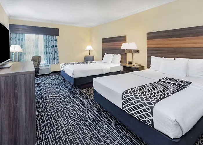 La Quinta By Wyndham Garland Harbor Point Hotel