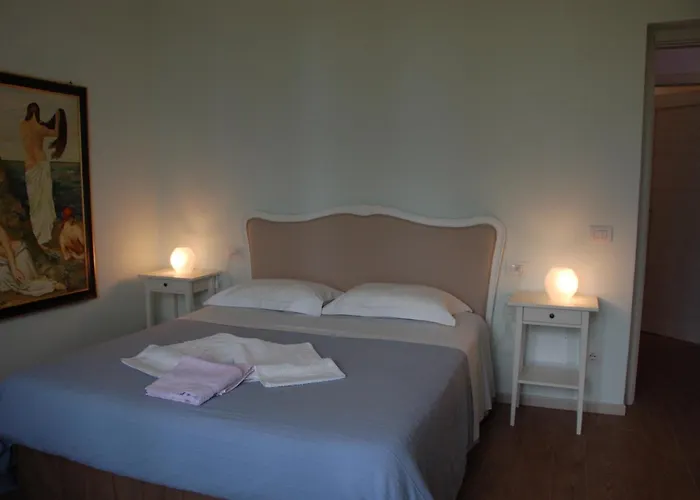 B&B Cherry En Rose Lezzeno