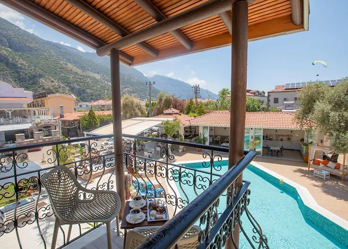 Bronze Hotel Oludeniz