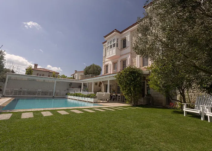 Peremere Alacati Otel