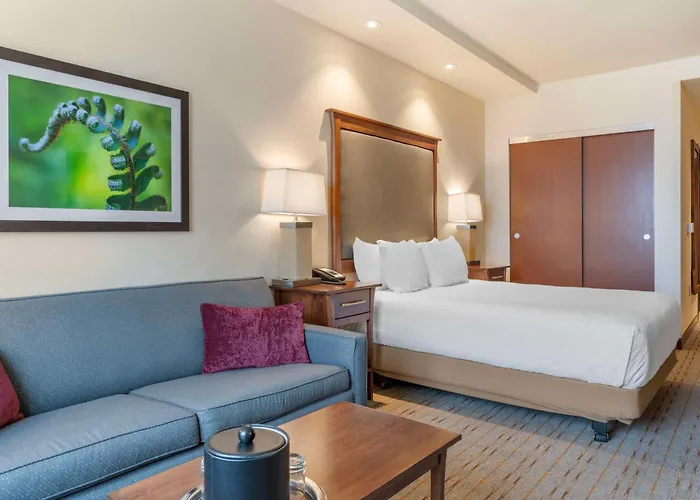 Best Western Premier Boulder Falls Inn Lebanon