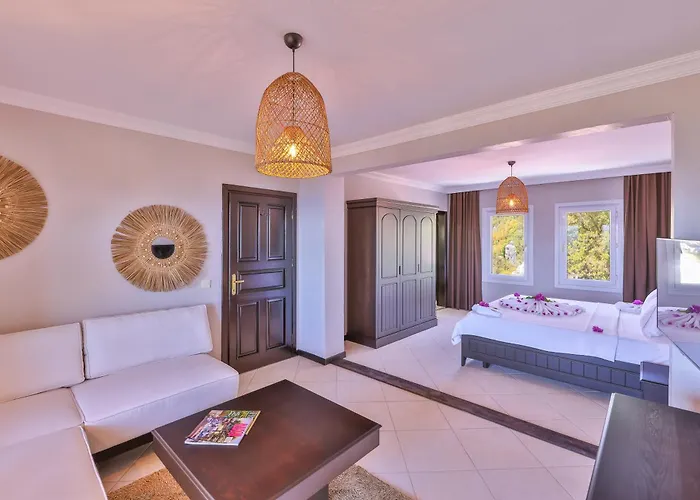 Hill House Adult Only Otel Kaş