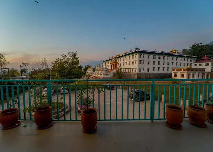 Chokling Arthouse - The Treasure Of Himalayas Hotel Bir 