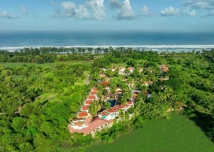 Country Inn Goa Varca Beach - 2 Minutes Walk To The Beach