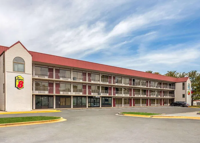 Super 8 By Wyndham Baltimore Northwest Windsor Mill