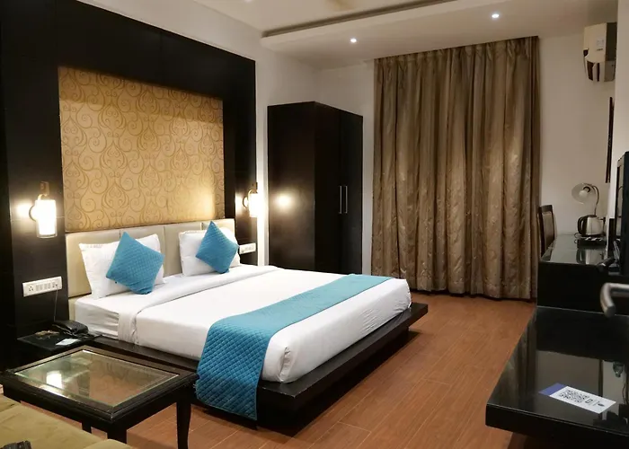 Hotel Anand Castle Kashipur
