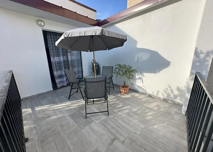 Three Palms Guest House Tbilisi