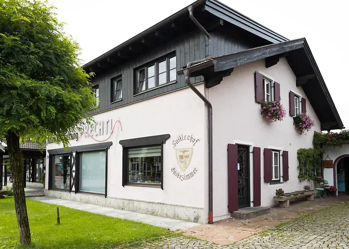 Gästehaus Sattlerhof Bernau am Chiemsee