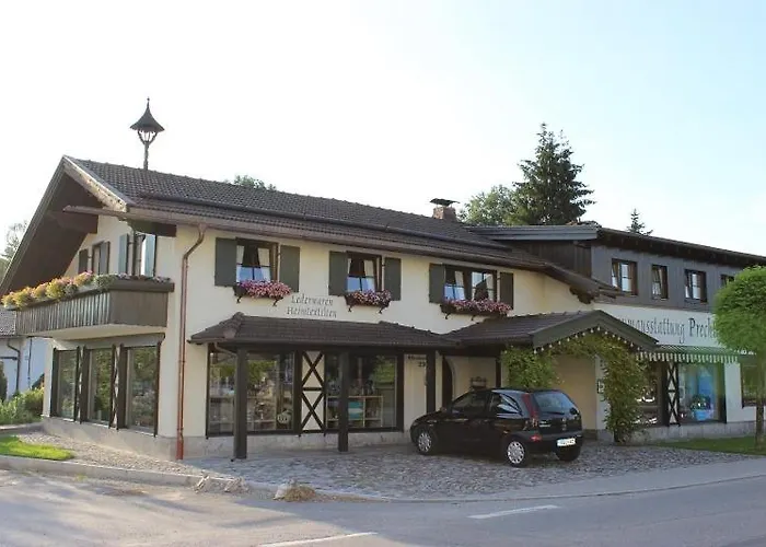 Gästehaus Sattlerhof Bernau am Chiemsee