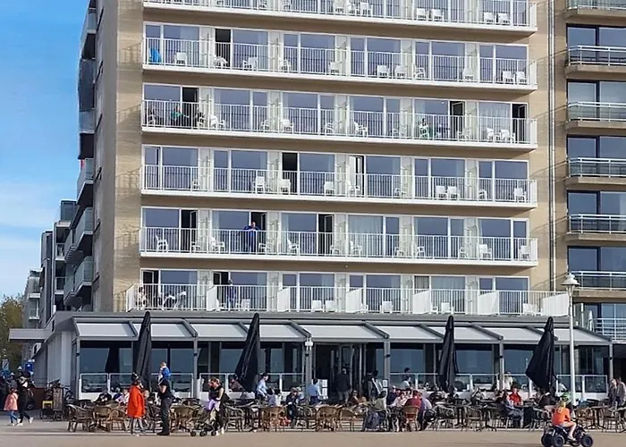 Hotel Sandeshoved Zeedijk Nieuport