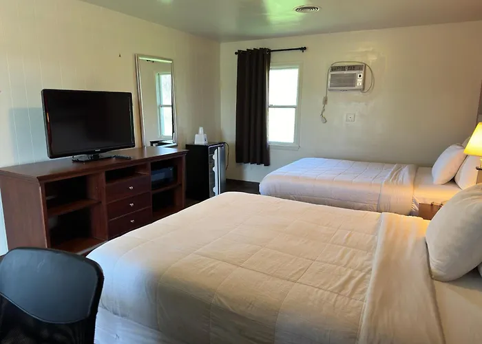 Thruway Holiday Motel Westfield