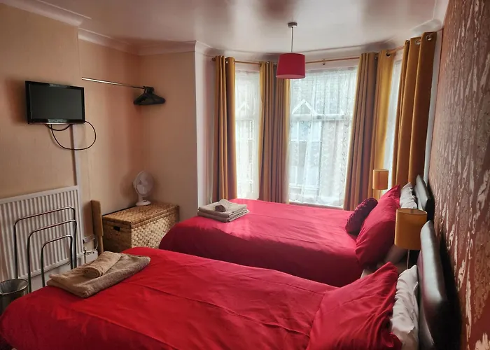 Oyo Twins Palms Guest House Great Yarmouth