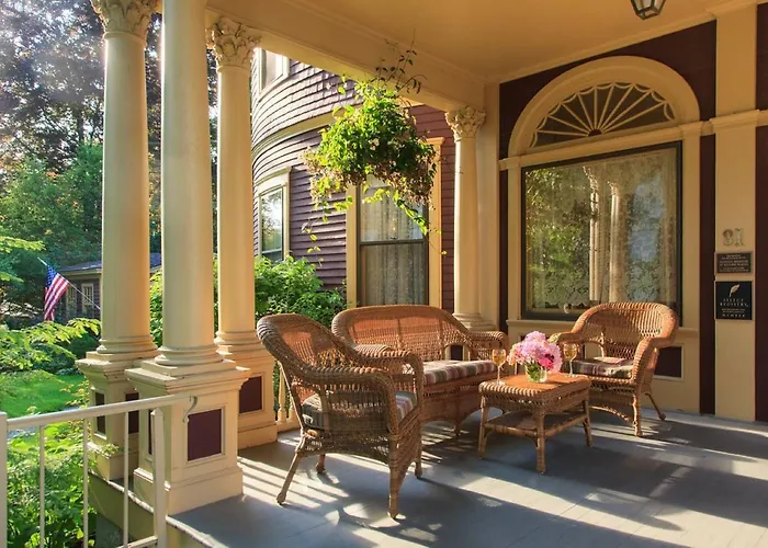 Berry Manor Inn Rockland