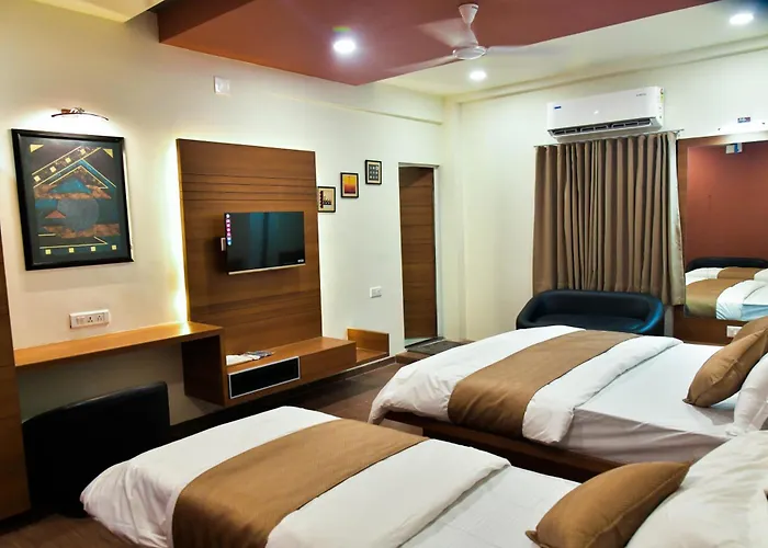 Hotel Ashooka Inn Gandhinagar
