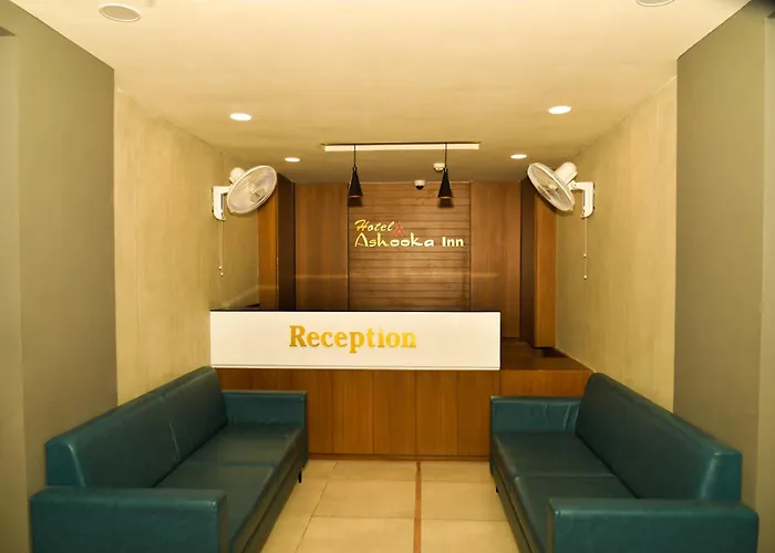 Hotel Ashooka Inn Gandhinagar
