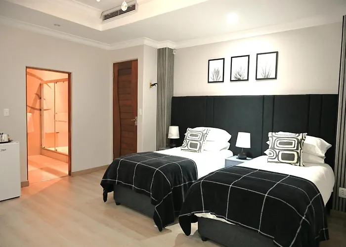 Villa Tasha Luxury Suites, Lanseria Johannesburg