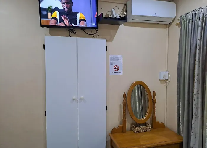 Iqhayiya Guest House Durban