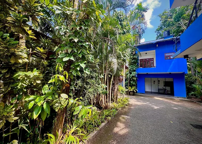 Jungle Fence Bed & Breakfast Bentota