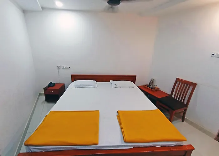 Staymaker Shri Shakti Residency Hubli