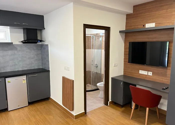 Palladium Luxury Suites Financial District Unit II Hyderabad