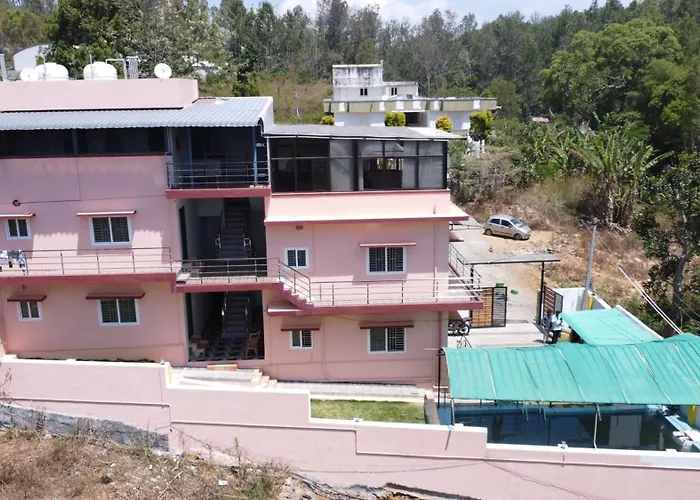 Garden Woods Hotel Yercaud