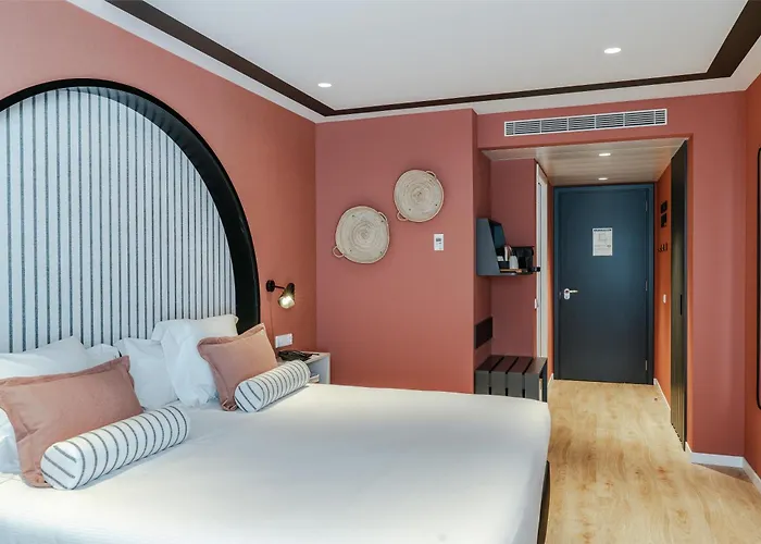 Vincci Bonjardim Hotel Porto