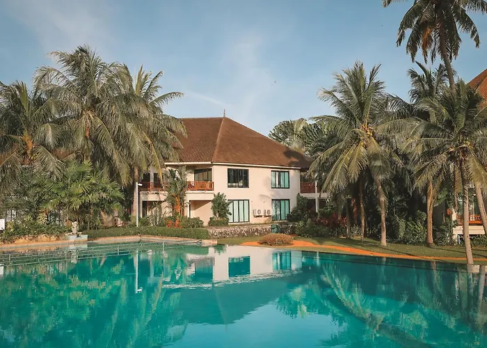 The Nouveau Chumphon Beach Resort And Golf