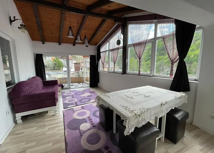 Deni House Aparthotel Prizren