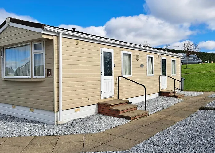 Red Deer Village Holiday Park - 3 Bedroom, Self Catering Static Caravan Stepps