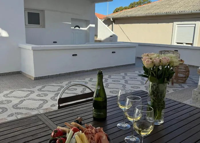 Pag Vero Apartments Pag Town