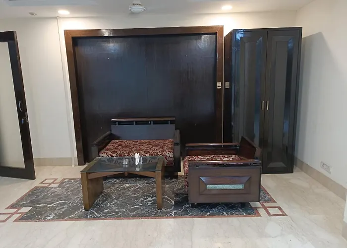 Feb Residency Hotel New Delhi