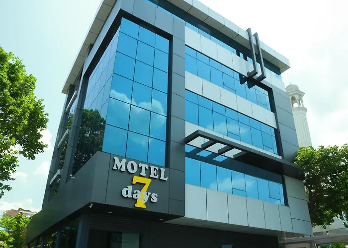 Motel 7 Days Kochi