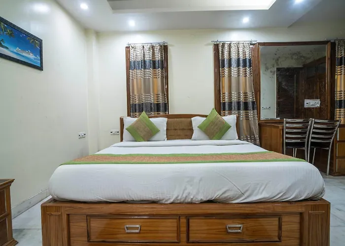 Hotel Nk North Star " Foreign Guest Not Allowed " New Delhi