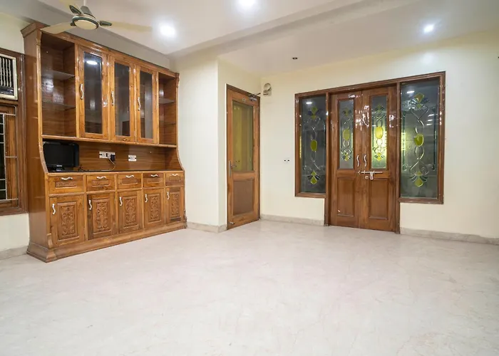 Hotel Nk North Star " Foreign Guest Not Allowed " New Delhi