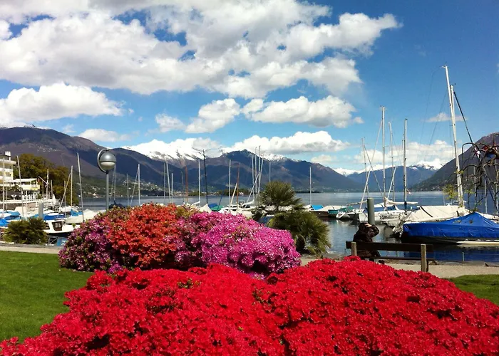 Hotel Garni Rivabella Au Lac Brissago TI