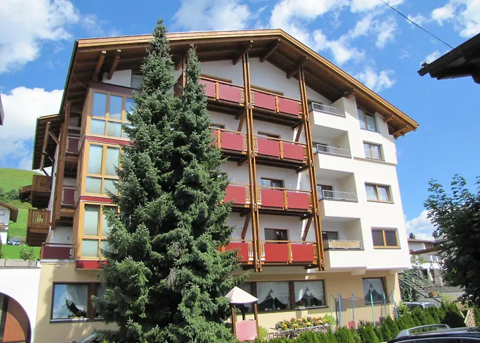 Hotel Garni Lawens Serfaus